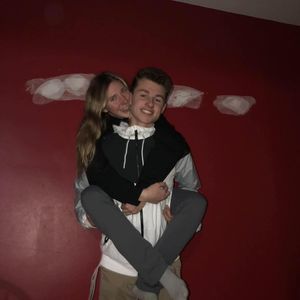 Meet your Posher, Loren